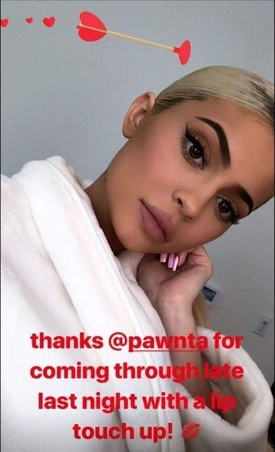 Kylie Jenner thanking cosmetic dermatologist on Instagram